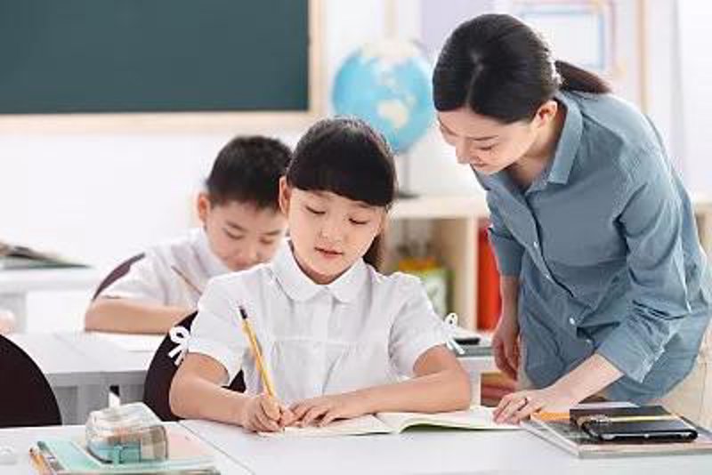 一对一辅导，真的比集体教学更有效吗？